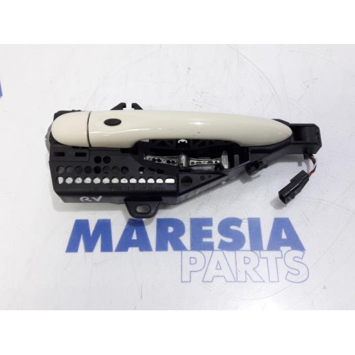 Renault - Captur - Front door handle 4-door, right
