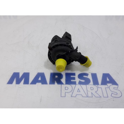 Renault - Master - Water pump
