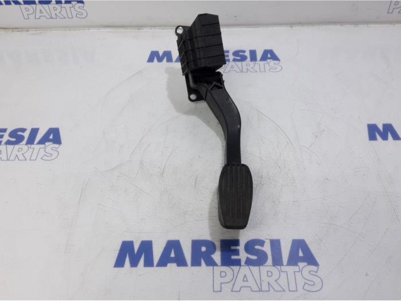 Fiat - 500 - Gaspedaalpositie Sensor