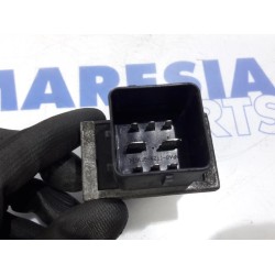 Renault - Master - Glow plug relay