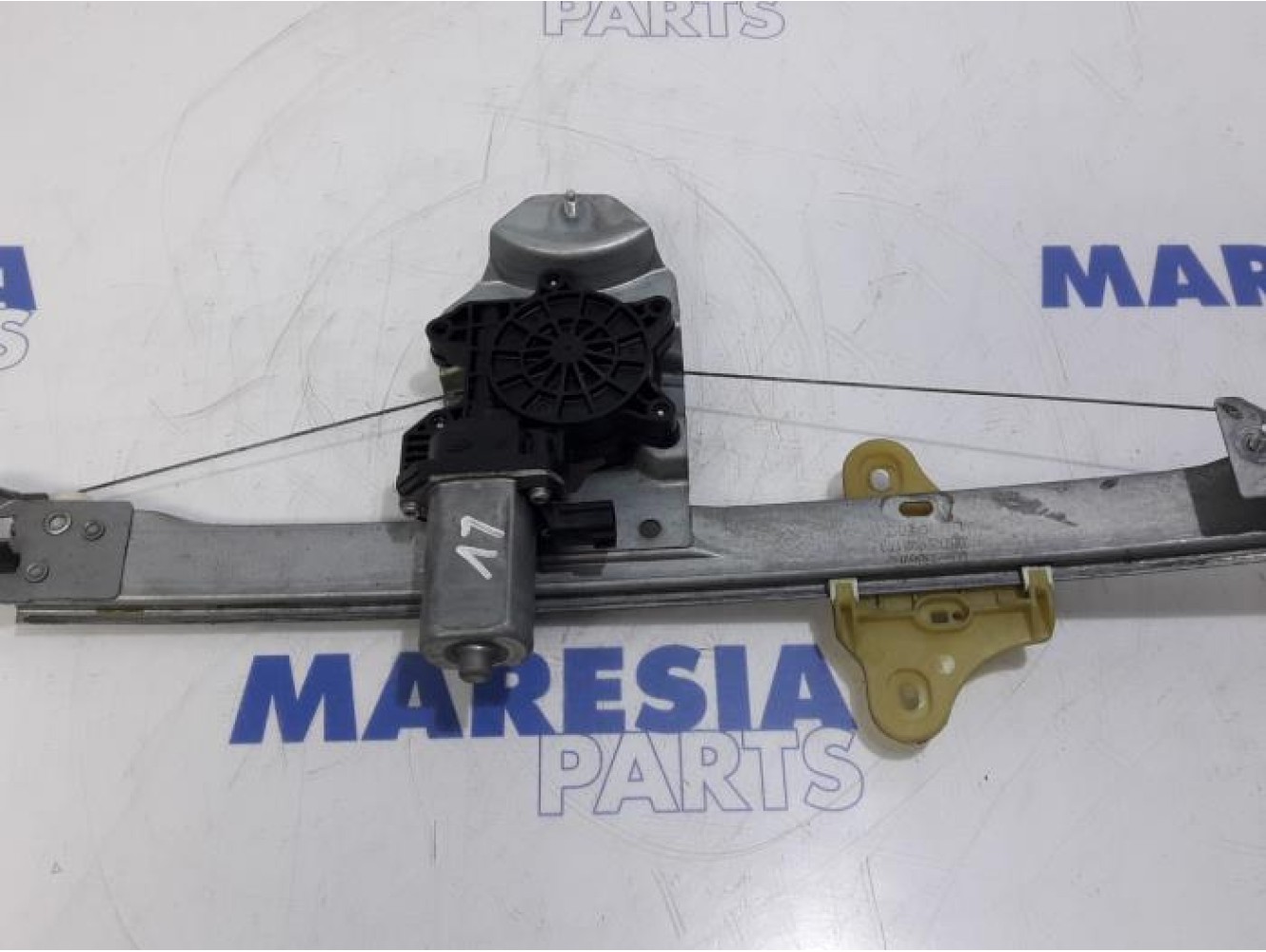 Renault - Clio - Window mechanism 4-door, front left