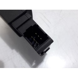 Renault - Clio - Steering wheel mounted radio control
