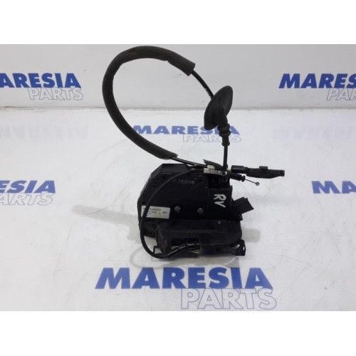 Renault - Clio - Front door lock mechanism 4-door, right