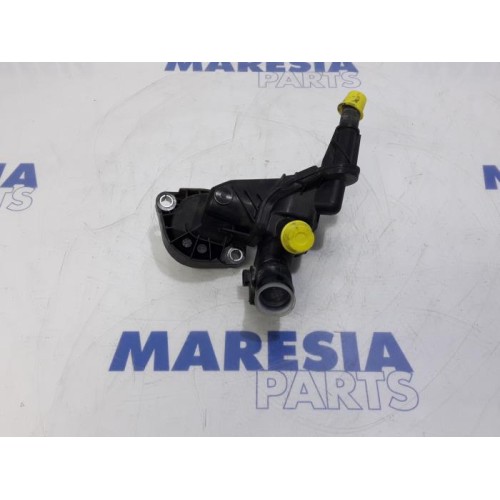 Renault - Clio - Thermostat housing