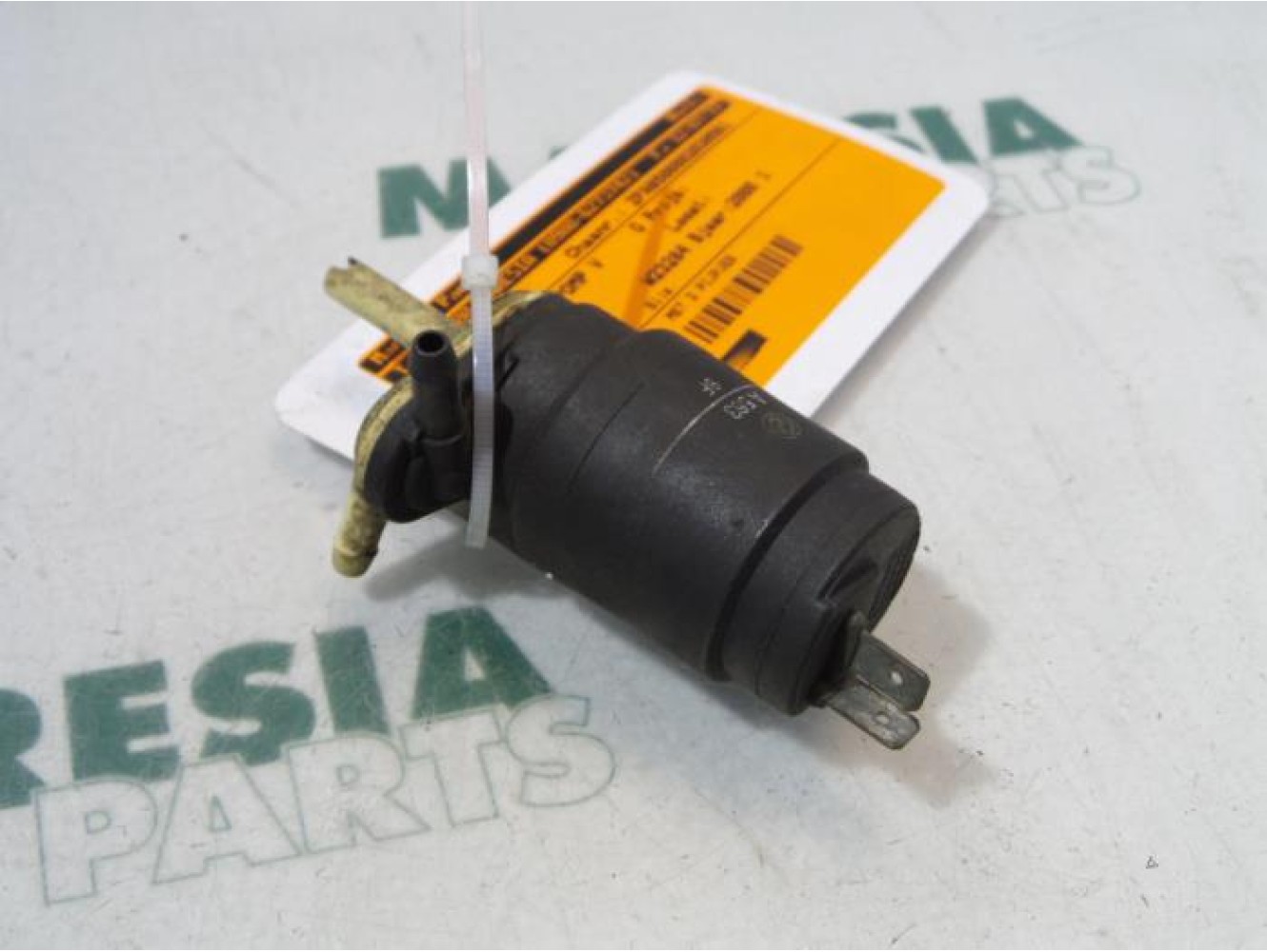 Fiat - Marea - Scheibensprüherpumpe vorne