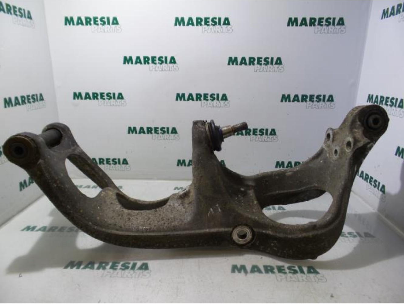 Peugeot - 407 - Querlenker links vorne