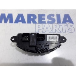 Renault - Megane - Heater resistor