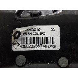 Renault - Megane - Front door lock mechanism 4-door, right