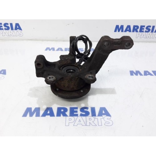 Renault - Modus - Fusee links-voor