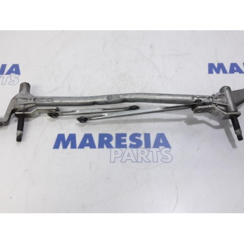 Renault - Megane - Wiper mechanism