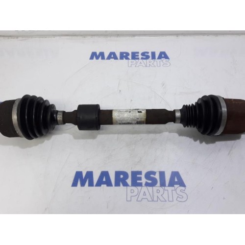 Renault - Megane - Aandrijfas links-voor
