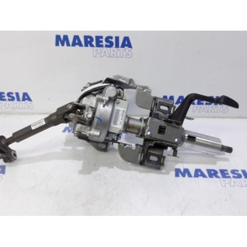 Renault - Megane - Steering column housing