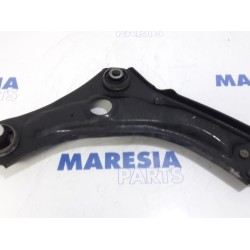 Renault - Megane - Front lower wishbone, right