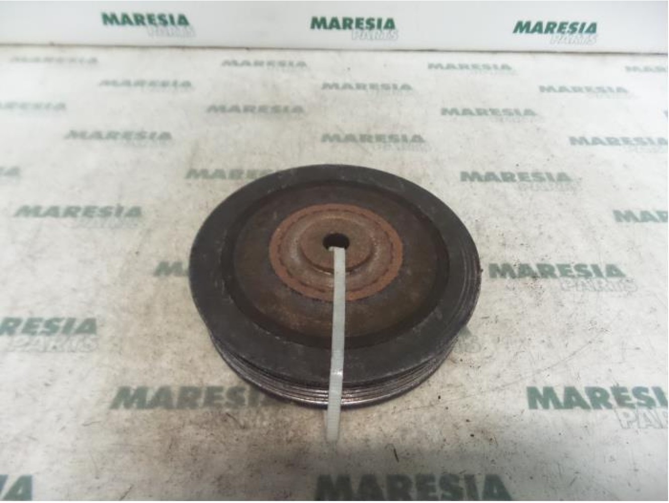 Renault - Kangoo - Crankshaft pulley