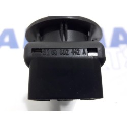 Renault - Clio - Mirror switch