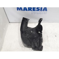 Renault - Clio - Wheel arch liner