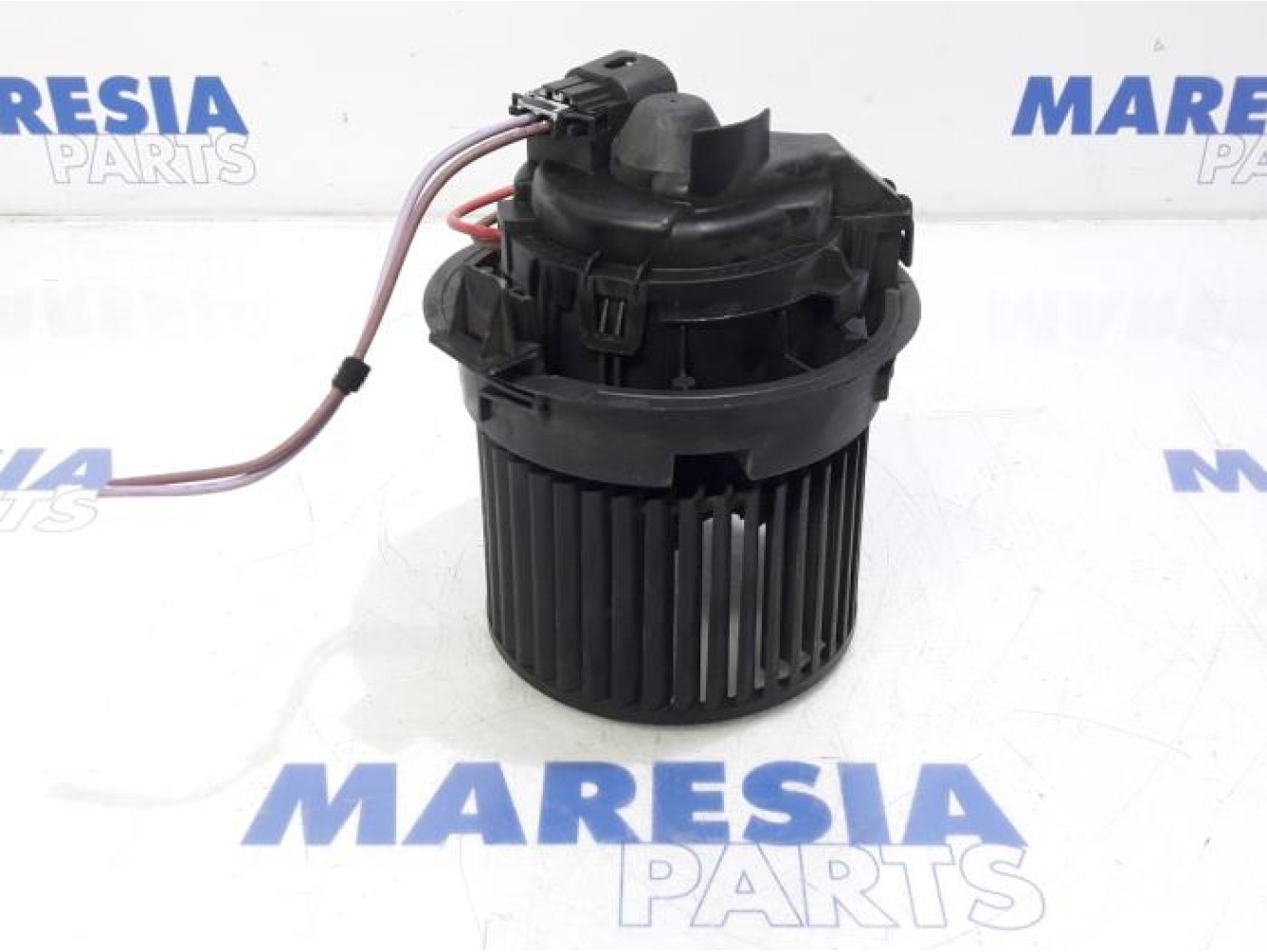Renault - Clio - Heating and ventilation fan motor