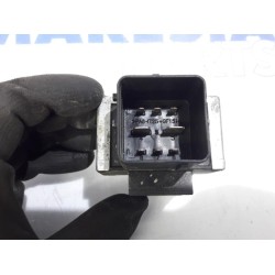 Renault - Clio - Glow plug relay