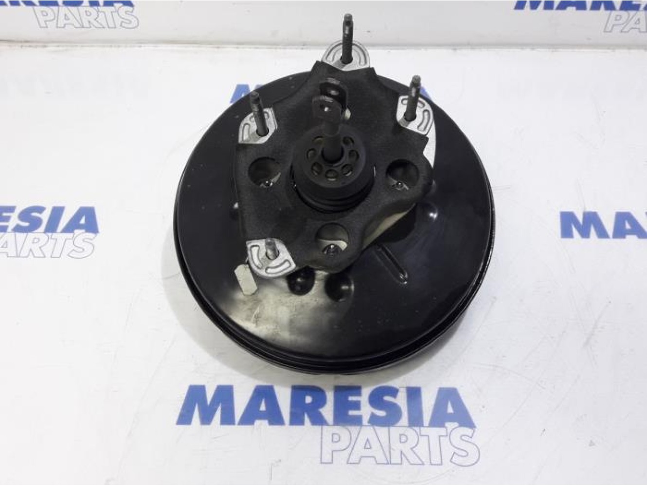 Renault - Clio - Brake servo