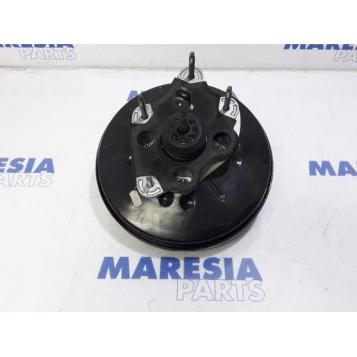 Renault - Clio - Brake servo