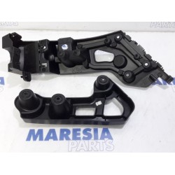Renault - Clio - Rear bumper frame