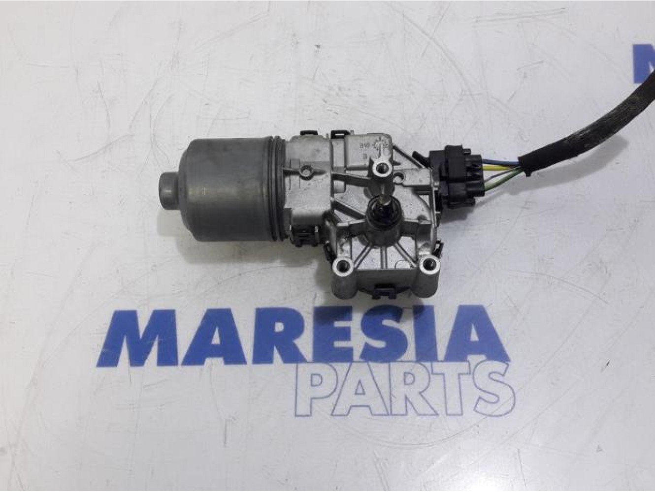 Peugeot - 208 - Front wiper motor