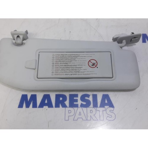 Peugeot - 208 - Sun visor