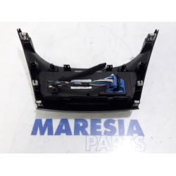 Peugeot - 208 - Heater control panel