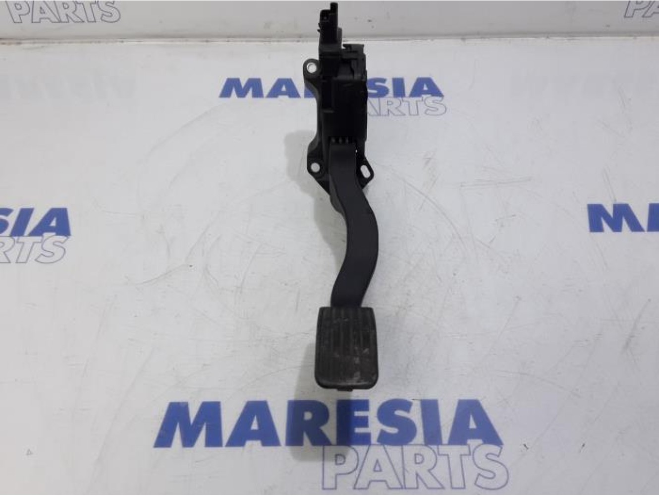 Peugeot - 208 - Gaspedalposition Sensor