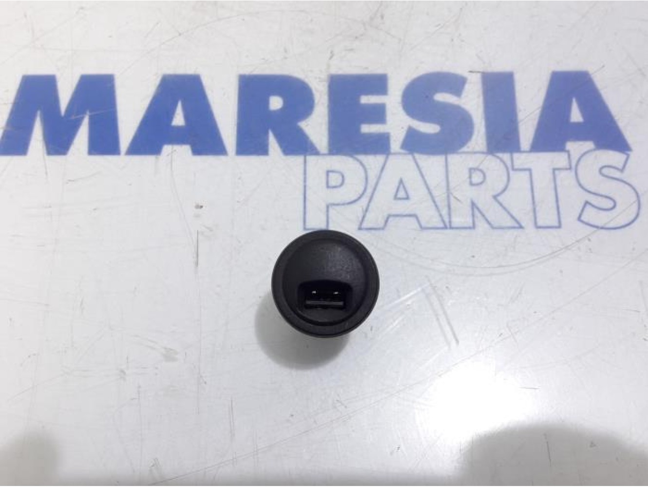 Peugeot - 208 - AUX/USB aansluiting