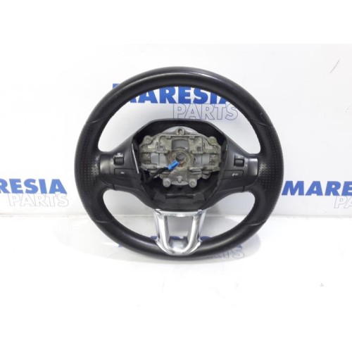 Peugeot - 208 - Steering wheel