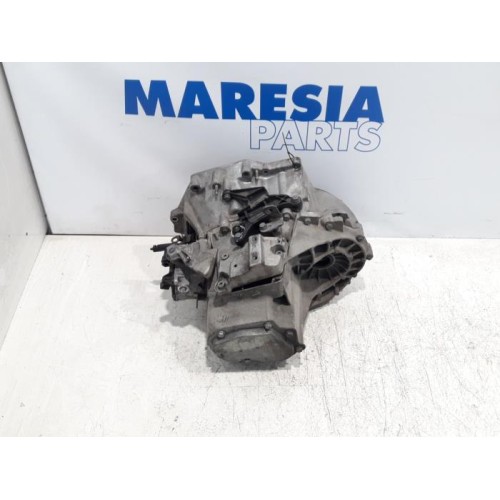 Peugeot - 208 - Gearbox