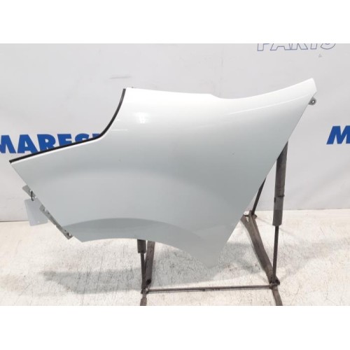 Renault - Master - Front wing, left
