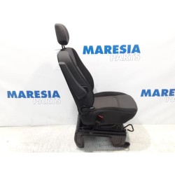 Renault - Master - Seat, left