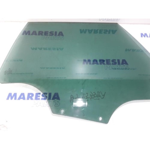 Citroen - C5 - Rear door window 4-door, left