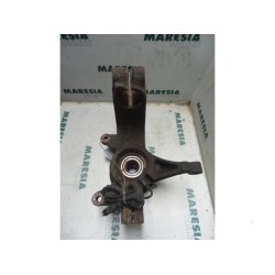 Renault - Megane Scenic - Knuckle, front right