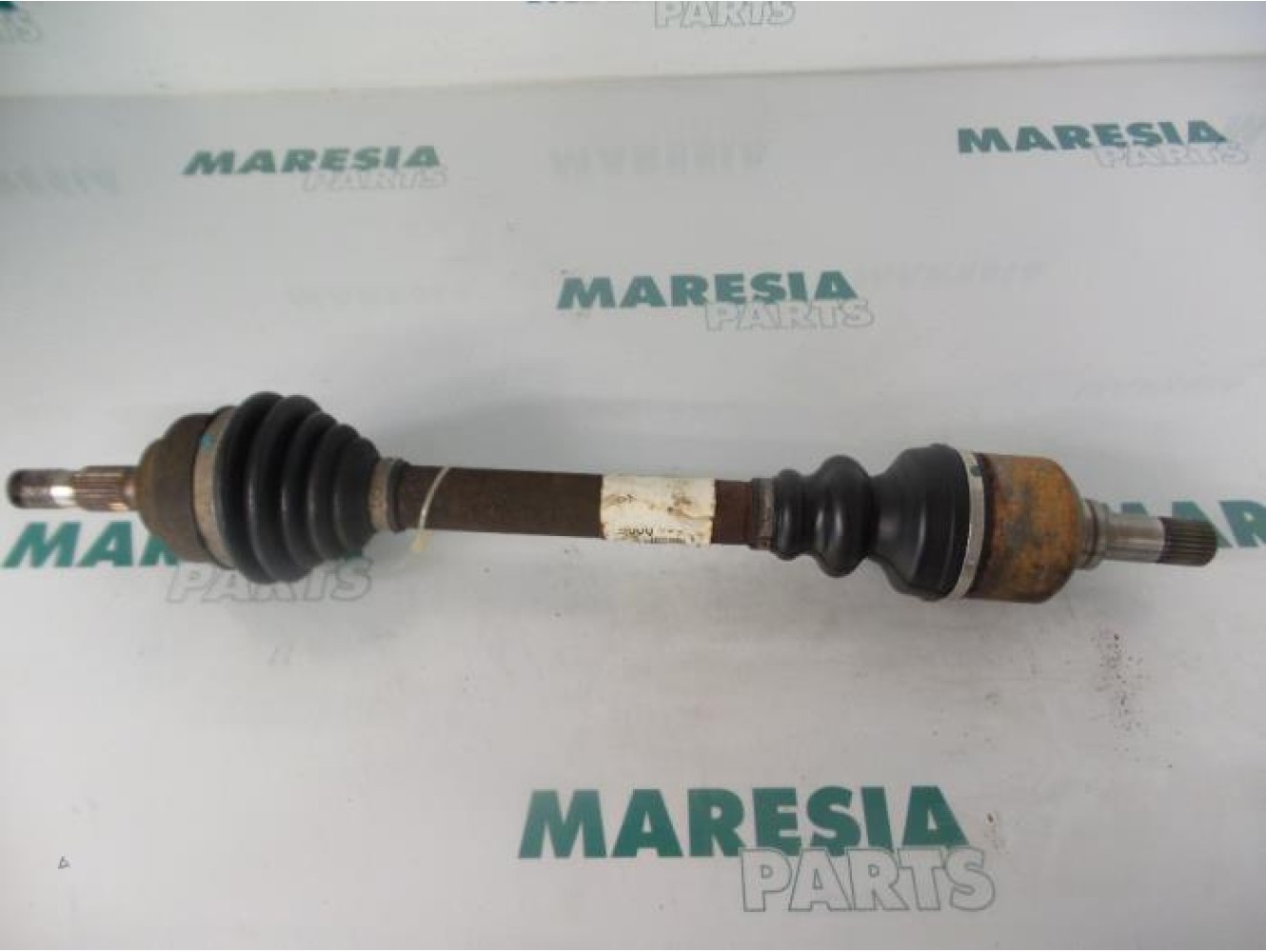 Citroen - C5 - Aandrijfas links-voor