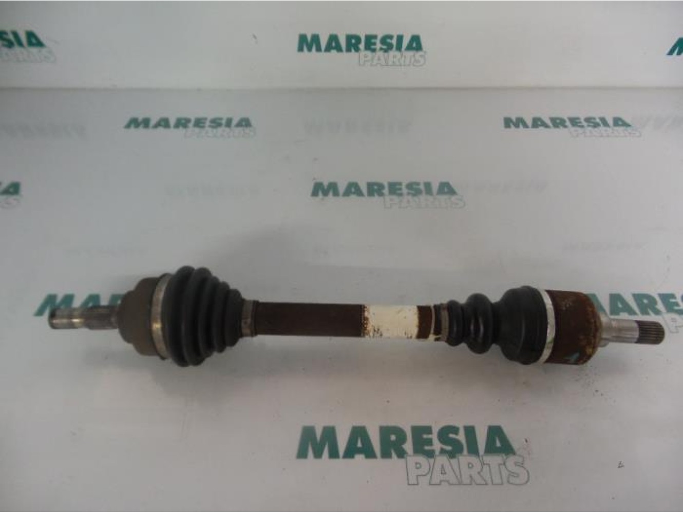 Citroen - C5 - Aandrijfas links-voor