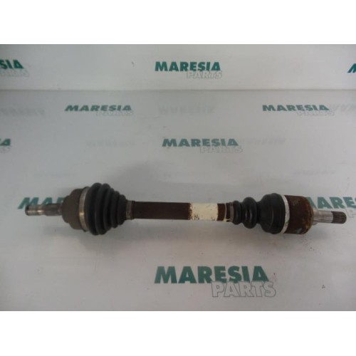 Citroen - C5 - Aandrijfas links-voor
