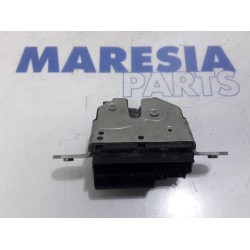 Fiat - Bravo - Tailgate lock mechanism