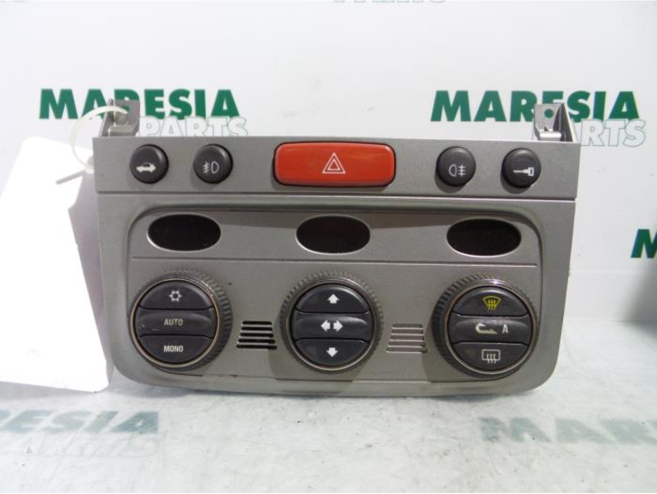 Alfa Romeo - 147 - Heater control panel