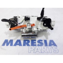 Peugeot - 208 - Heater control panel