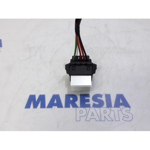 Peugeot - 208 - Heater resistor