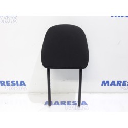 Peugeot - 208 - Headrest