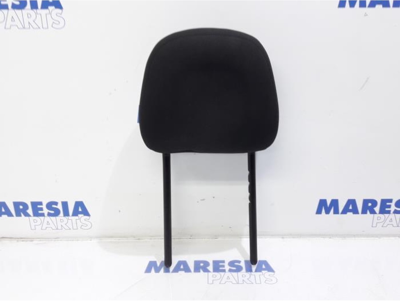 Peugeot - 208 - Headrest