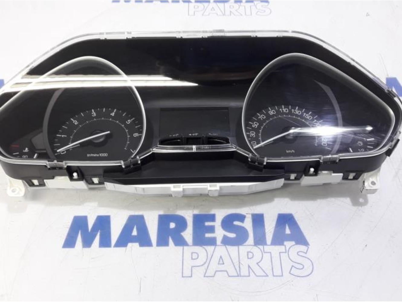 Peugeot - 208 - Instrumentenbrett
