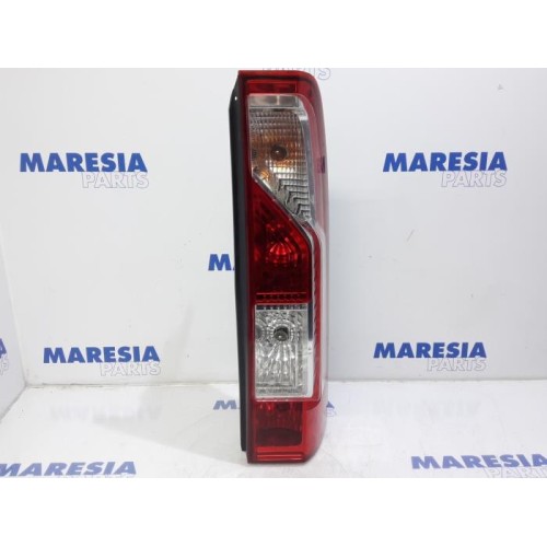 Renault - Master - Taillight, right