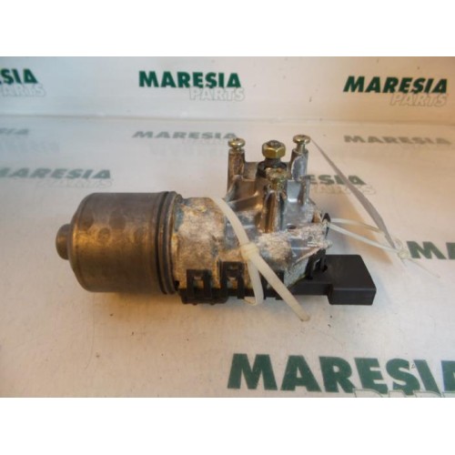 Alfa Romeo - 147 - Ruitenwissermotor voor