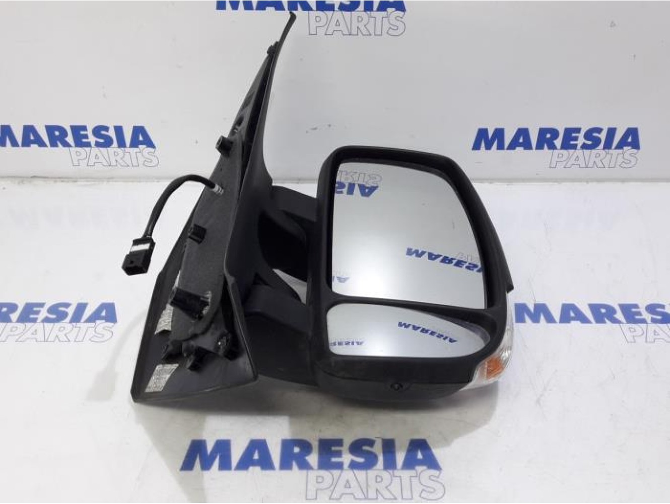 Renault - Master - Wing mirror, right