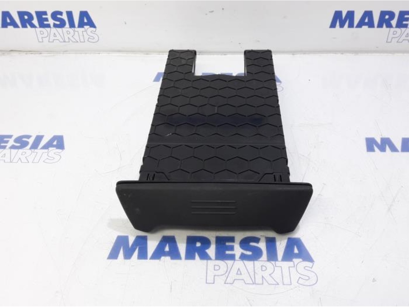 Renault - Master - Dashboard klep